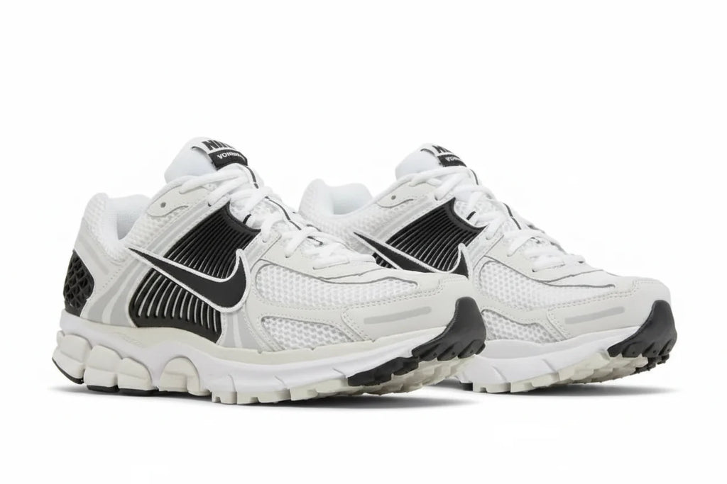 Air Zoom Vomero 5 'White Black'