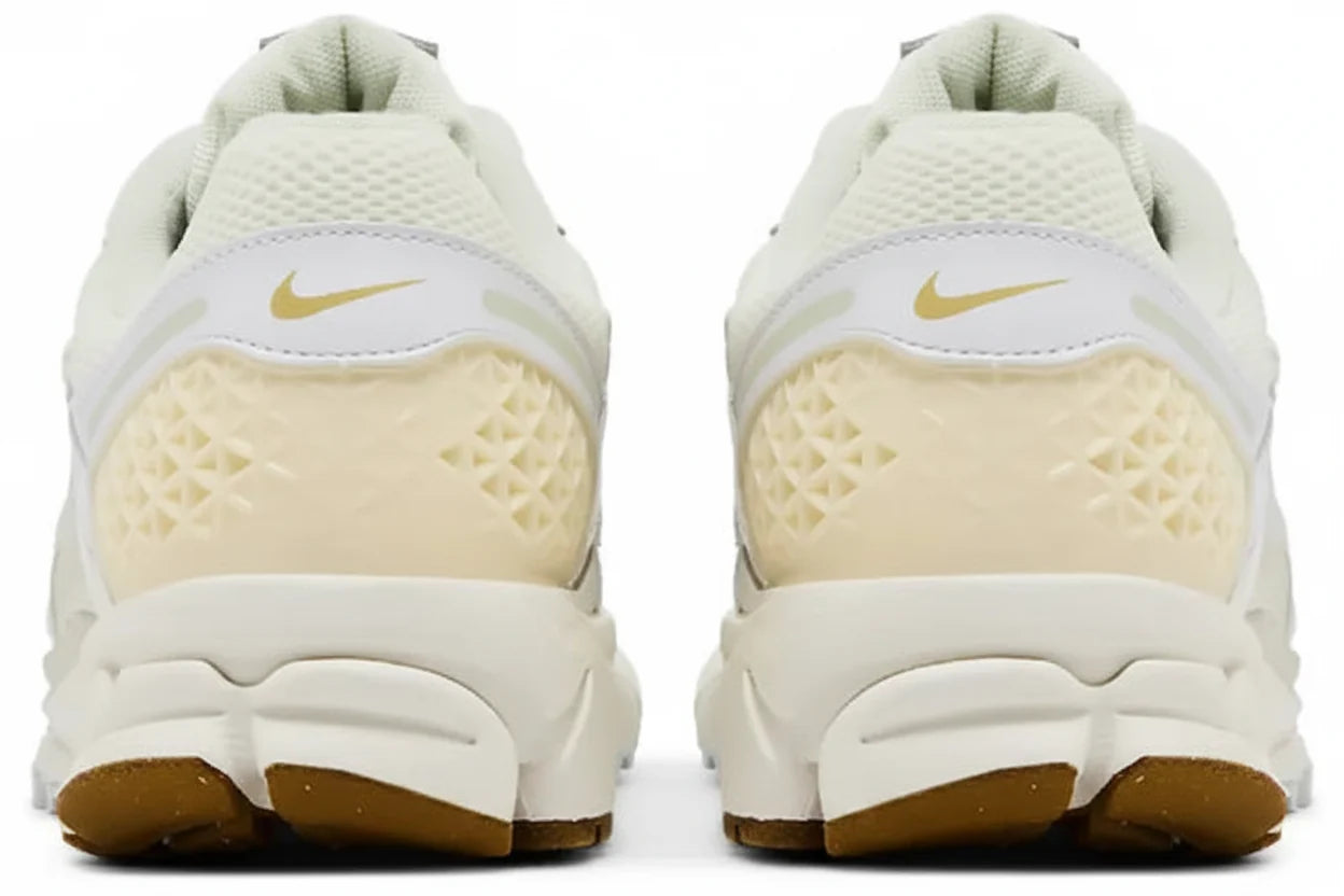 Wmns Air Zoom Vomero 5 'Sail Buff Gold'