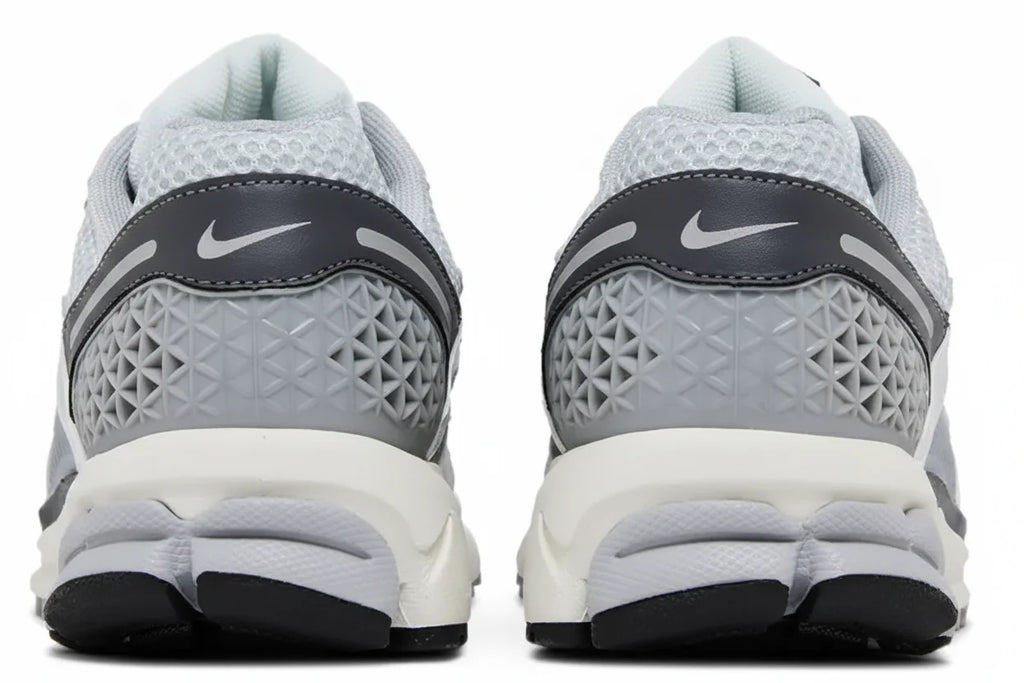 Wmns Zoom Vomero 5 'Wolf Grey Cool Grey