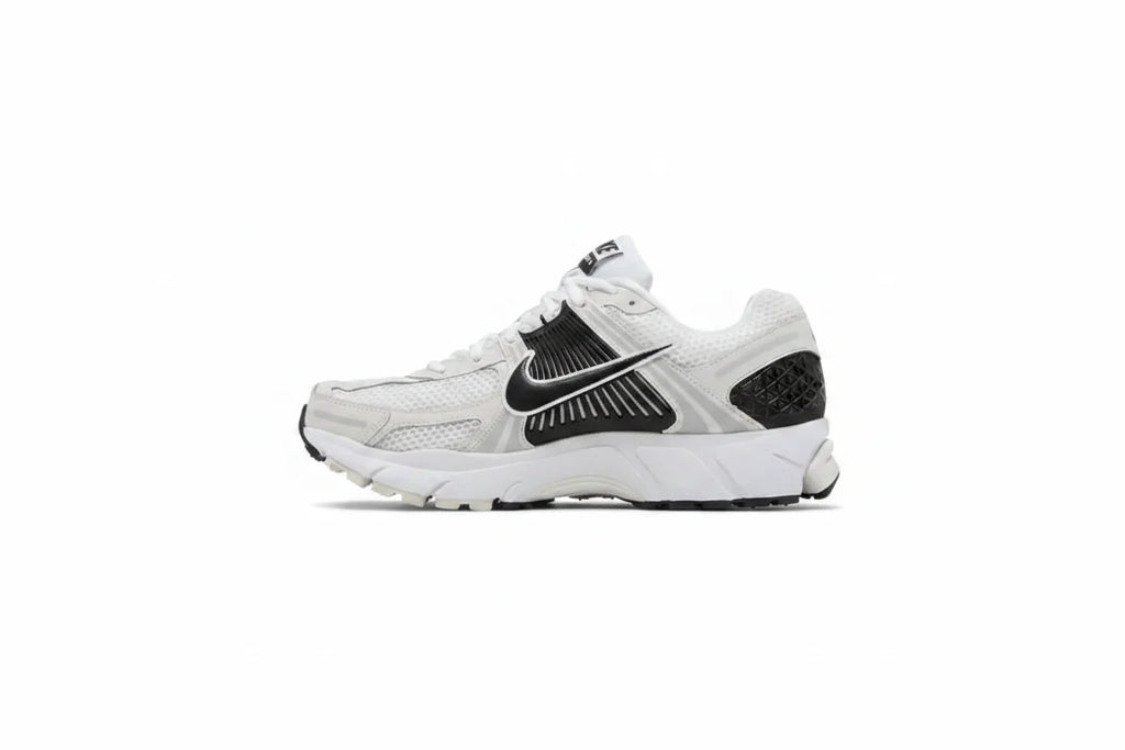 Air Zoom Vomero 5 'White Black'